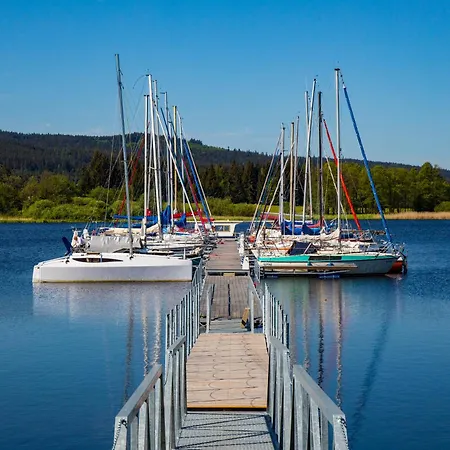 Lipno Blue Marine Na Vode - Stacionarni Plachetnice *