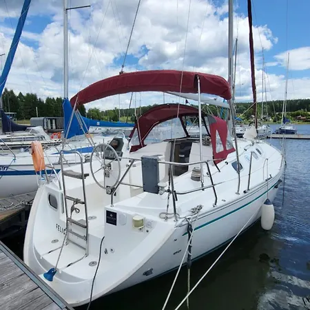 Lipno Blue Marine Na Vode - Stacionarni Plachetnice بوتيل *